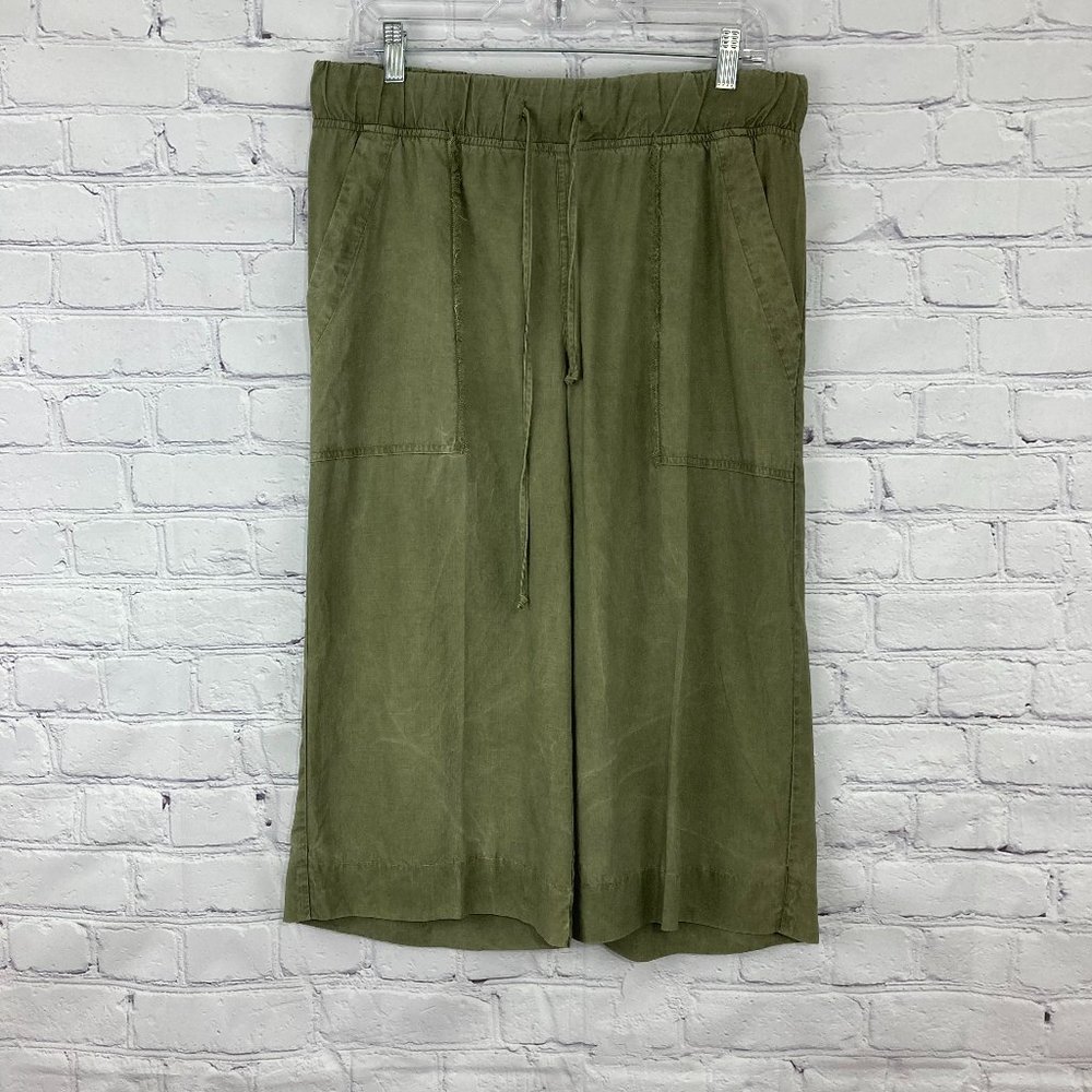 Cloth & Stone Tencel loose burmuda shorts